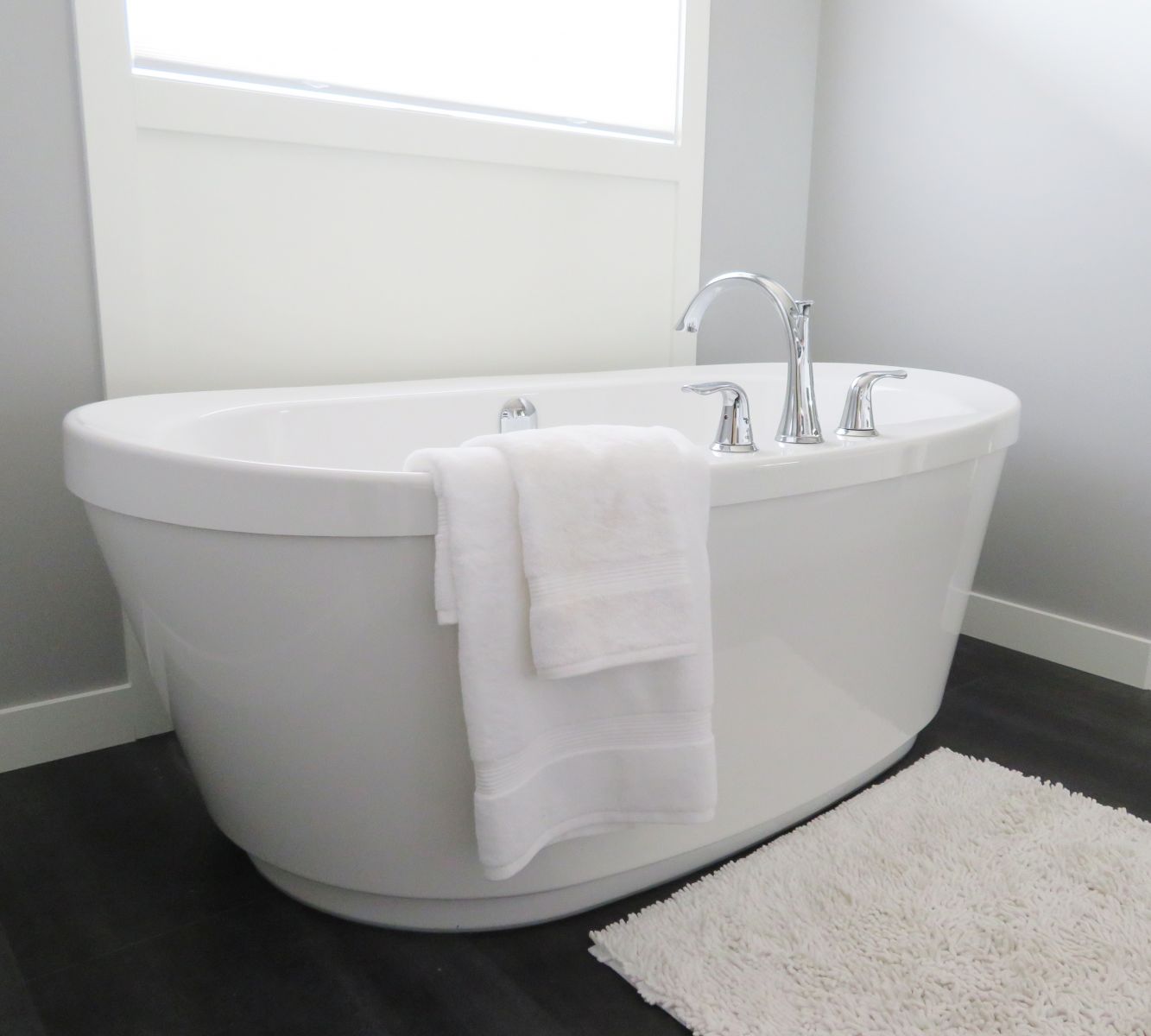 زيادة المساحة المخصصة لللاستحمام تعطي شعورا بالاتساع والنظافة والراحة